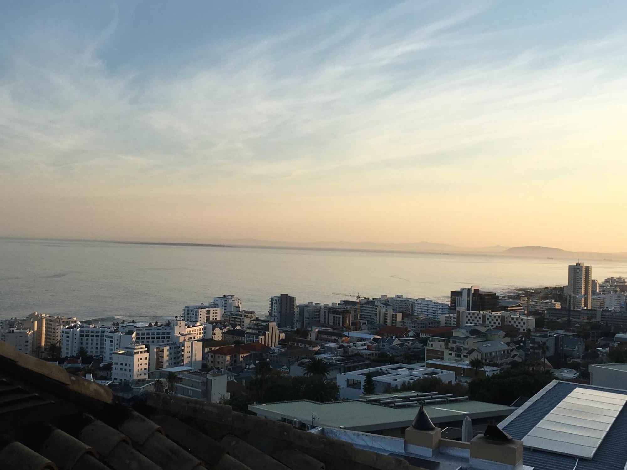 Villa Del Mar - "Luxurious En-Suite Bedroom With Lounge And Stunning Sea View Balcony In Bantry Bay" كيب تاون المظهر الخارجي الصورة